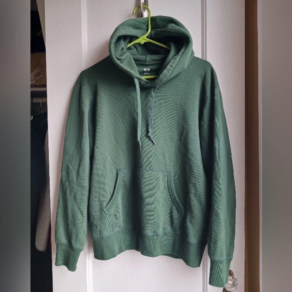 Uniqlo Green Pullover Hoodie